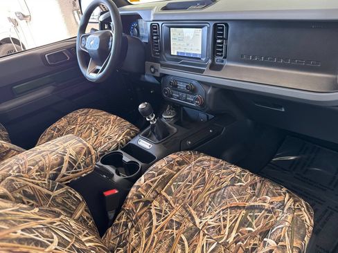 Used 2023 Ford Bronco 2-Door AWD/4WD image 16