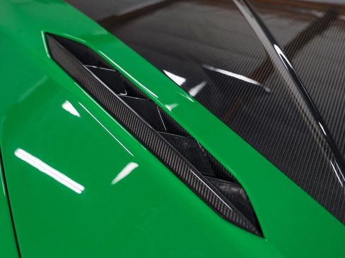 Used 2023 Lamborghini Urus Performante AWD/4WD image 15