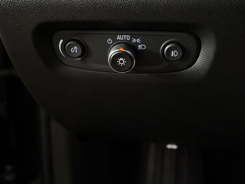 Used 2020 Chevrolet Traverse LT AWD/4WD image 37