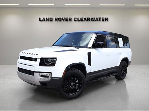 Used 2025 Land Rover Defender 130 S image 1