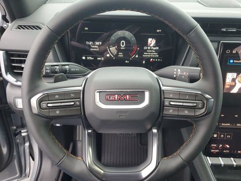 New 2026 GMC Terrain AT4 w/ LPO, Black Badging Package AWD/4WD image 20