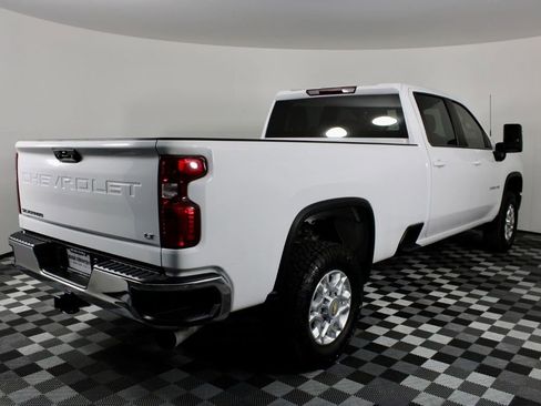 Used 2023 Chevrolet Silverado 2500 LT image 8