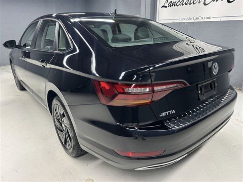 Used 2019 Volkswagen Jetta SEL Premium FWD image 4
