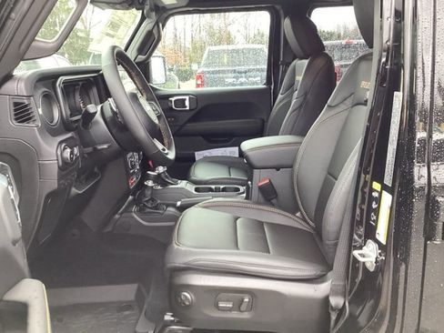 New 2025 Jeep Wrangler Unlimited Rubicon 392 image 25