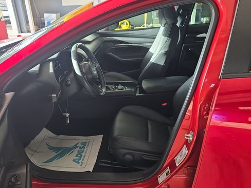 Used 2021 MAZDA MAZDA3 s FWD image 8