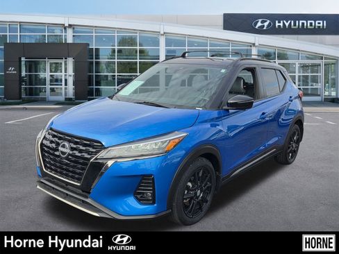 Used 2023 Nissan Kicks SR w/ SR Premium Package image 1