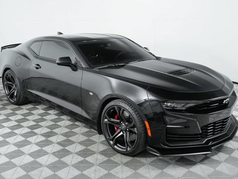 Used 2022 Chevrolet Camaro SS RWD image 57