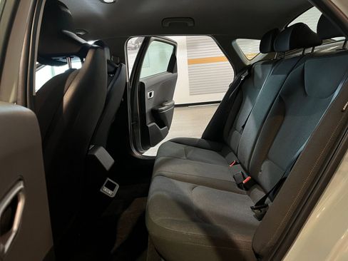 Used 2025 Kia K4 FWD image 24