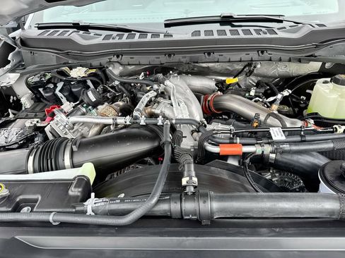 New 2026 Ford F250 Platinum image 26