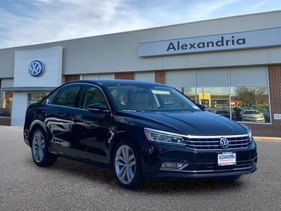 Used 2018 Volkswagen Passat 2.0T SE