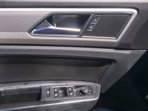 Used 2019 Volkswagen Atlas SE FWD image 20