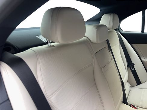 Used 2024 Mercedes-Benz C 300 Sedan image 38