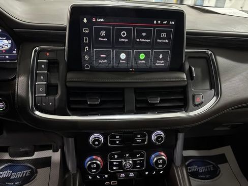 Used 2023 GMC Yukon XL SLT AWD/4WD image 26