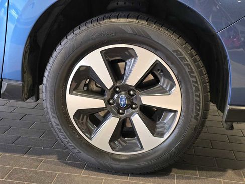 Used 2017 Subaru Forester 2.5i Premium w/ All-Weather Package image 9