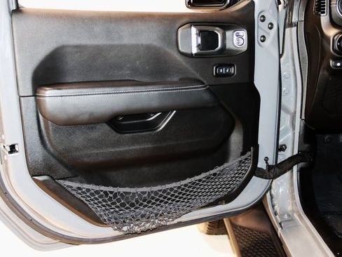 Used 2022 Jeep Wrangler Unlimited Sahara w/ Cold Weather Group image 42