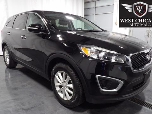 Used 2017 Kia Sorento L FWD image 1