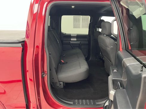 Used 2015 Ford F150 XLT w/ Equipment Group 302A Luxury AWD/4WD image 12
