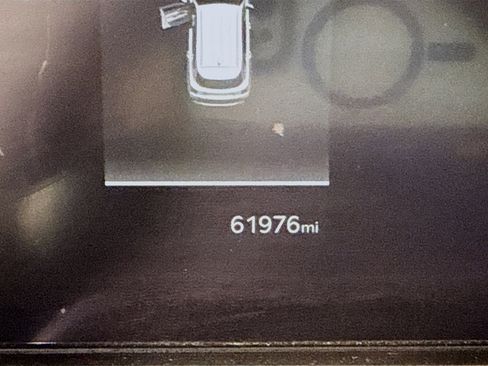 Used 2024 Kia Sorento S image 16