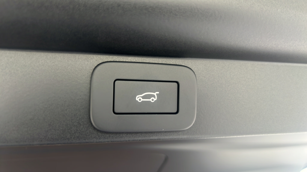 New 2026 Land Rover Range Rover SE AWD/4WD image 17