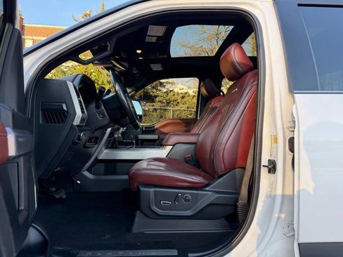 Used 2019 Ford F350 Platinum w/ Platinum Ultimate Package image 10