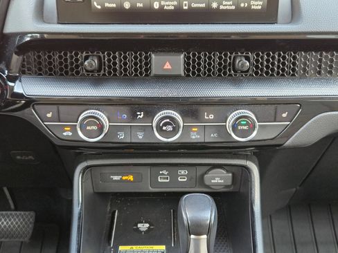 Used 2023 Honda CR-V EX-L image 18