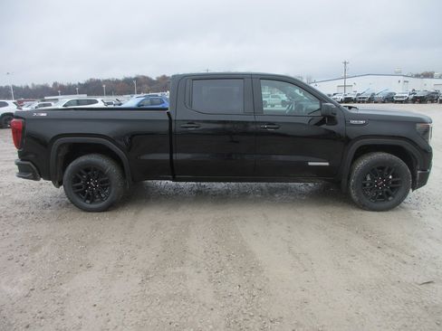 New 2026 GMC Sierra 1500 Elevation image 3