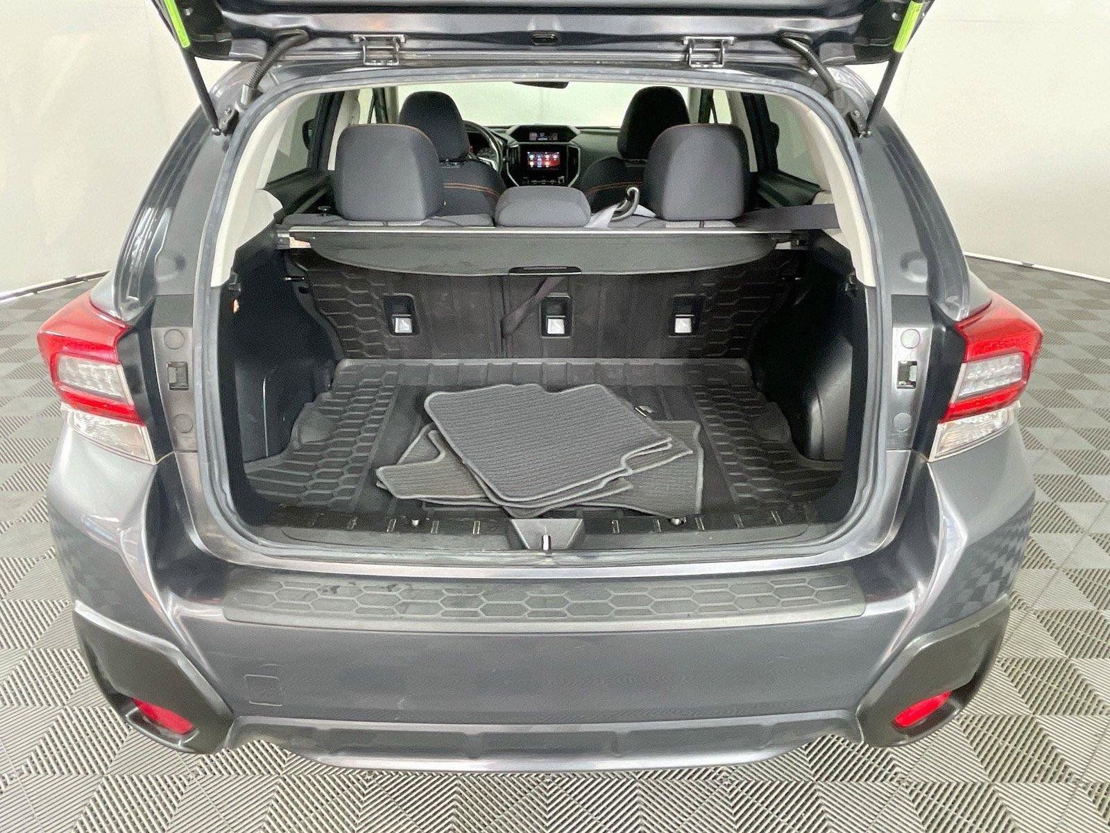 Used 2020 Subaru Crosstrek 2.0i Premium w/ Moonroof Package 2 AWD/4WD image 27