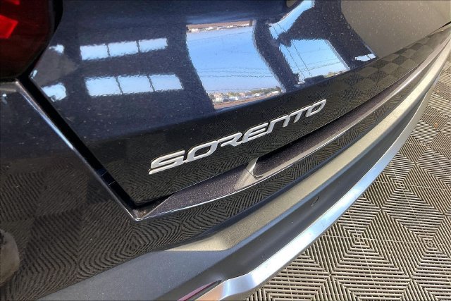 Certified 2026 Kia Sorento EX FWD image 20