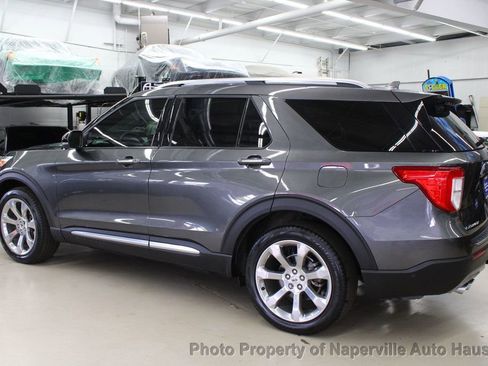 Used 2020 Ford Explorer Platinum w/ Premium Technology Package AWD/4WD image 4