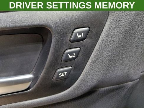 Used 2019 Toyota Highlander Limited AWD/4WD image 13