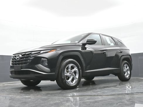 Used 2023 Hyundai Tucson SE AWD/4WD image 28