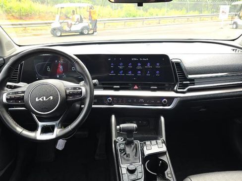 Used 2023 Kia Sportage EX FWD image 5