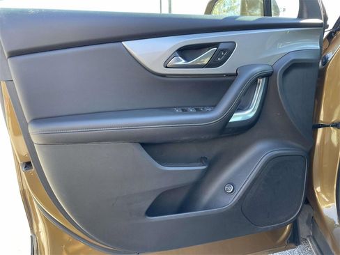 Used 2019 Chevrolet Blazer LT image 16