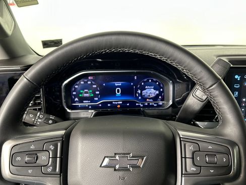 Used 2024 Chevrolet Silverado 1500 RST AWD/4WD image 15