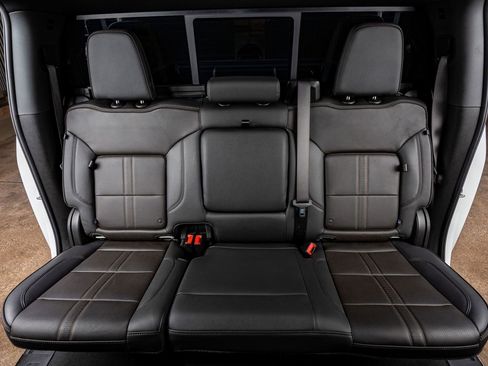 Used 2025 Chevrolet Silverado 2500 High Country w/ LPO, Dark Essentials Package image 35