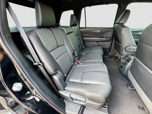 Used 2023 Honda Passport TrailSport image 36