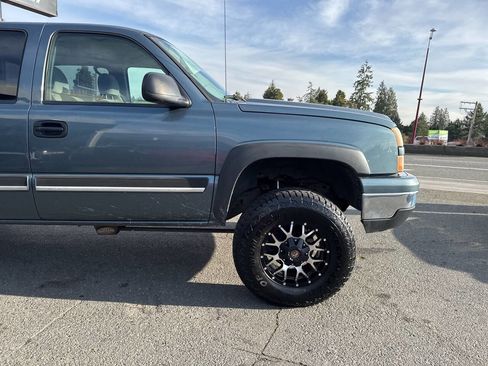 Used 2006 Chevrolet Silverado 1500 LT w/ Light Duty Power Package image 9