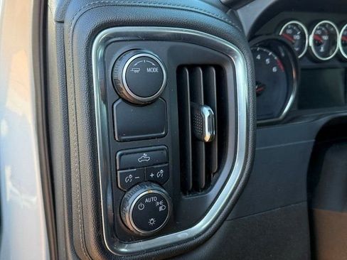 Used 2020 Chevrolet Silverado 1500 LT image 15