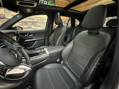 Used 2023 Mercedes-Benz GLC 300 GLC 300 image 12