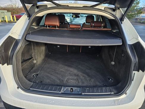Used 2018 Jaguar F-PACE S image 19