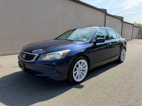 Used 2009 Honda Accord EX image 3