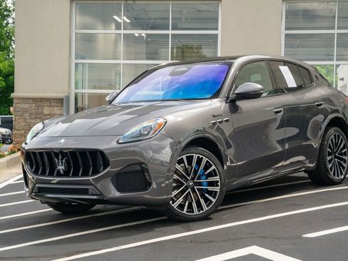 Used 2023 Maserati Grecale Modena AWD/4WD image 2