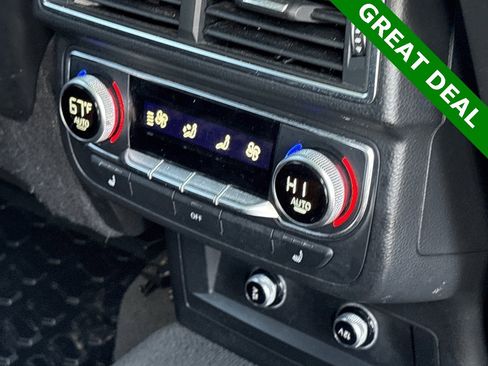 Used 2018 Audi Q7 3.0T Prestige w/ Prestige Package image 40