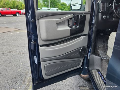 Used 2024 Chevrolet Express 2500 w/ Driver Convenience Package RWD image 38