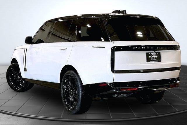 Used 2025 Land Rover Range Rover Long Wheelbase SE AWD/4WD image 14