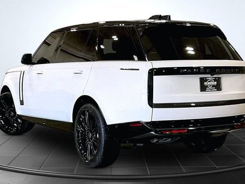 Used 2025 Land Rover Range Rover Long Wheelbase SE AWD/4WD image 14