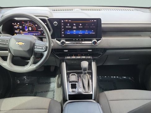 Used 2024 Chevrolet Colorado W/T w/ Technology Package RWD image 11