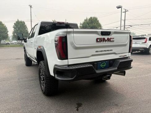 Certified 2025 GMC Sierra 2500 AT4X AWD/4WD image 3