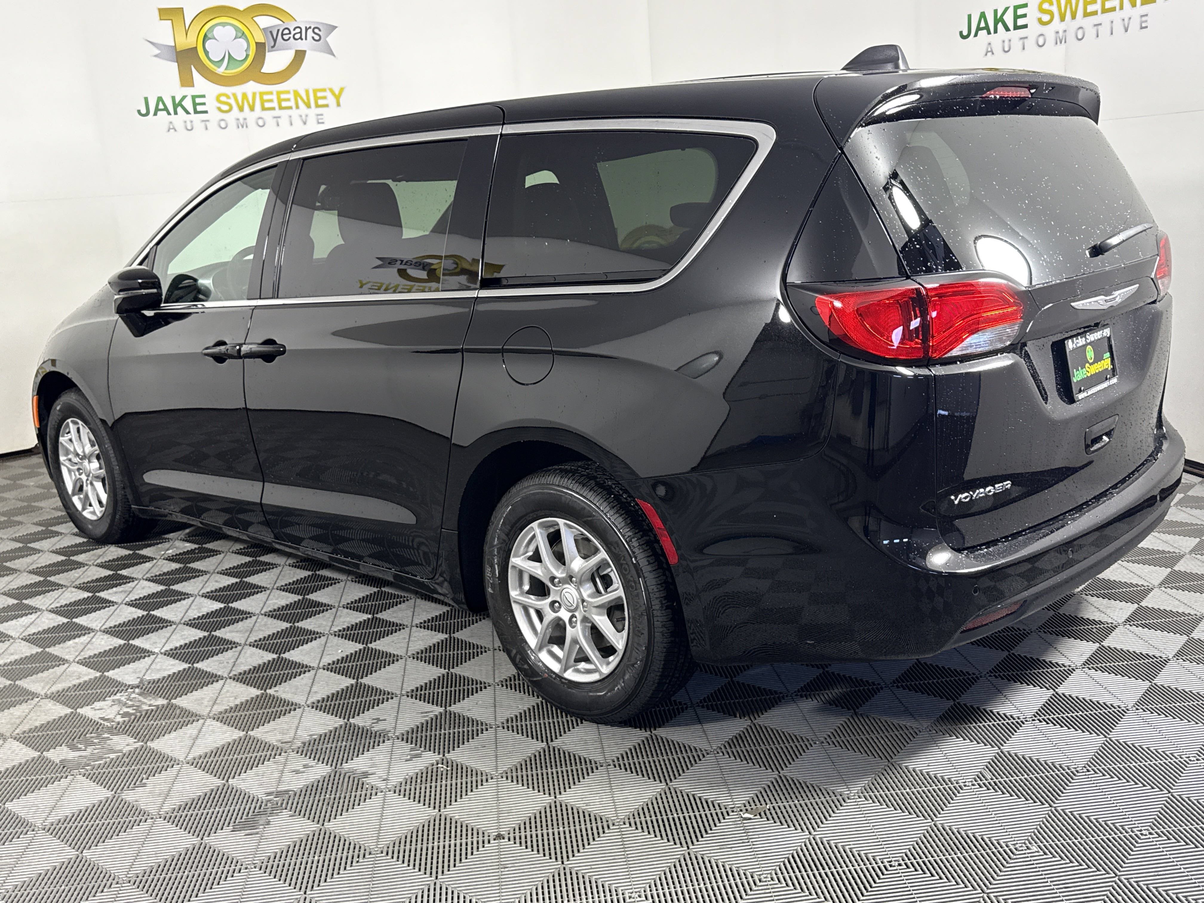 New 2026 Chrysler Voyager LX FWD image 6