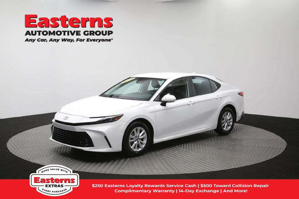 Used 2025 Toyota Camry LE FWD image 55
